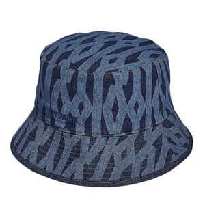 NWT IVY PARK x adidas Reversible Bucket Hat (M/L)